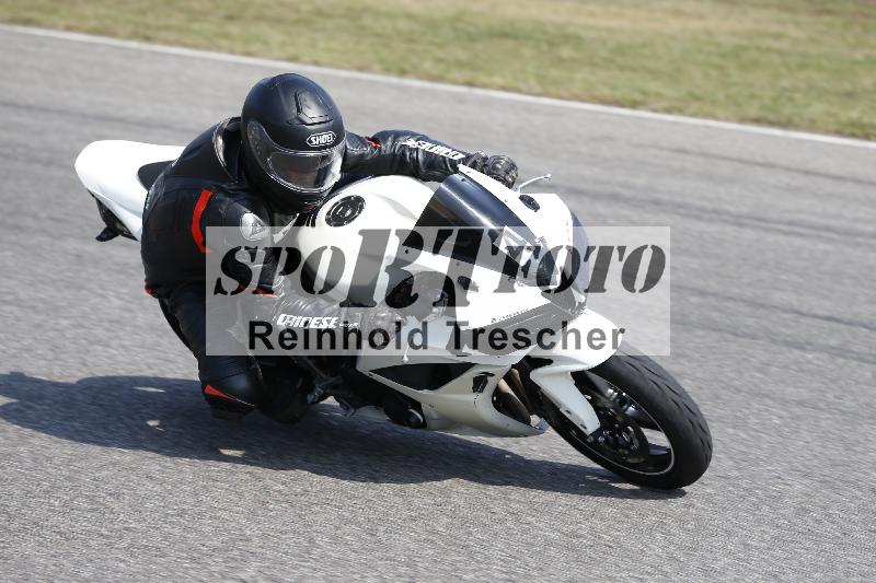 /Archiv-2025/49 26.08.2025 Cornu Master School ADR/gruen-vert/4